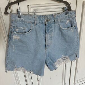 Zara distressed high rise denim shorts Size 12